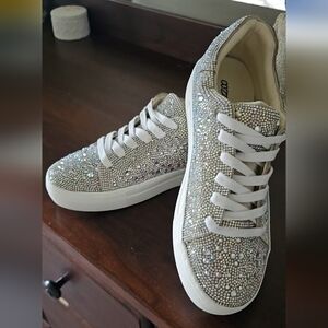 Sparkling Rhinestone Tennis Shoes Size 8